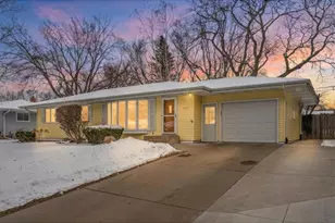 2620 Roth Pl, White Bear Lake, MN 55110 - Photo 44