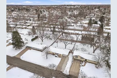 2620 Roth Place, White Bear Lake, MN 55110 - Photo 36