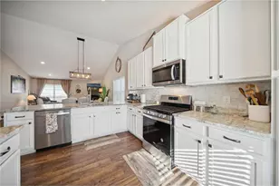 7737 205th St, Lakeville, MN 55044 - Photo 10