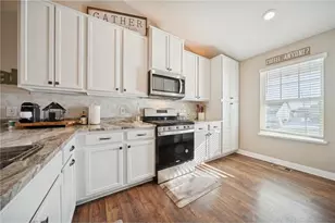 7737 205th St, Lakeville, MN 55044 - Photo 8