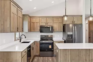 1636 72nd Ave, Hammond, WI 54015 - Photo 4