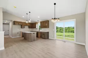 1175 Wisteria Ln, New Richmond, WI 54017 - Photo 4