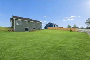 1175 Wisteria Ln, New Richmond, WI 54017 - Photo 20