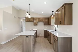 1175 Wisteria Ln, New Richmond, WI 54017 - Photo 6