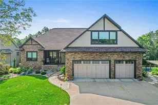 1924 Glacier Ave, River Falls, WI 54022 - Photo 2