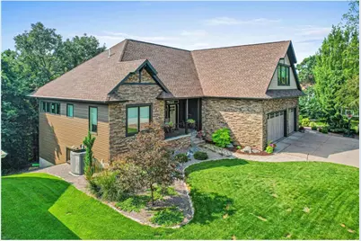 1924 Glacier Avenue, River Falls, WI 54022 - Photo 32