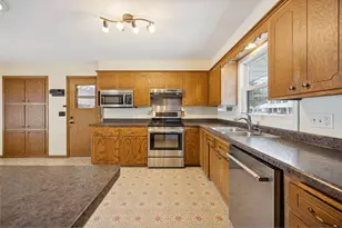 1011 Hazel St, River Falls, WI 54022 - Photo 6