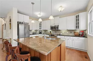 287 Plainview Dr, Troy Township, WI 54022 - Photo 14