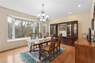 287 Plainview Dr, Troy Township, WI 54022 - Photo 8