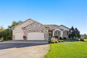 785 165th Ave, New Richmond, WI 54017 - Photo 2