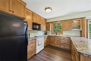 1823 Houle Cir, Hugo, MN 55038 - Photo 6