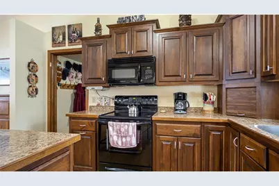 608 Fagstad Street, Menomonie, WI 54751 - Photo 6