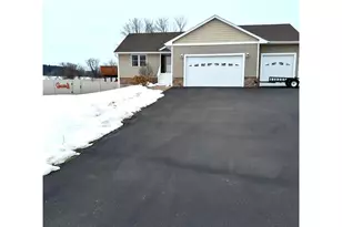 1021 167th St, Hammond, WI 54015 - Photo 2