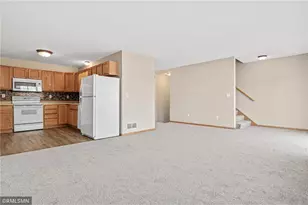 2509 Cobble Hill Ct, Woodbury, MN 55125 - Photo 4