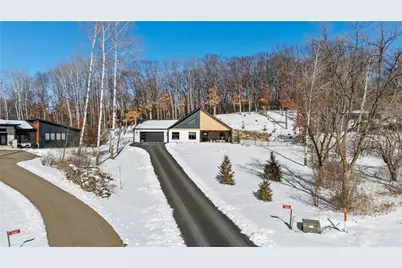 1084 Autumn Oak Lane, Hudson, WI 54016 - Photo 2