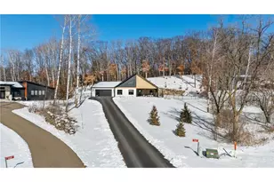 1084 Autumn Oak Ln, Hudson, WI 54016 - Photo 2