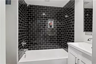 1855 Birmingham St, Saint Paul, MN 55109 - Photo 18