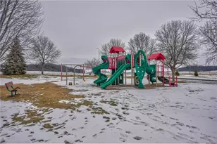 3581 Sterling Heights Dr, River Falls, WI 54022 - Photo 30