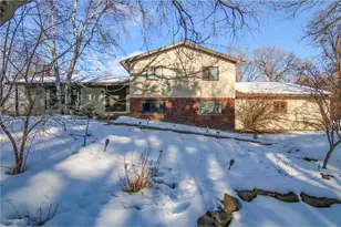 4304 Tamara Dr, Eau Claire, WI 54701 - Photo 2