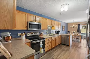 3574 Sterling Heights Dr, River Falls, WI 54022 - Photo 10