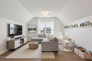 610 Field Point St, Warren Township, WI 54023 - Photo 42