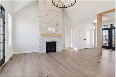 610 Field Point Street, Warren Township, WI 54023 - Photo 14