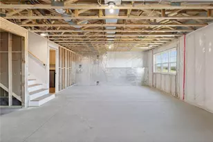 610 Field Point St, Warren Township, WI 54023 - Photo 46