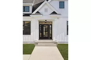 610 Field Point St, Warren Township, WI 54023 - Photo 6