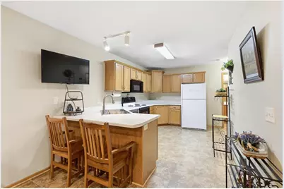 1900 Magnolia Place, Hudson, WI 54016 - Photo 12