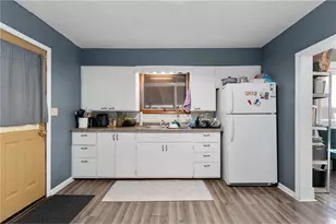 1208 7th St, Menomonie, WI 54751 - Photo 16