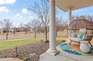 10723 Maple Blvd, Woodbury, MN 55129 - Photo 4