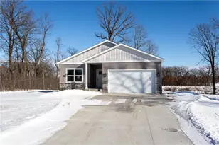 263 Eagle Ridge Dr, Roberts, WI 54023 - Photo 2