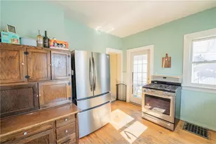 2123 8th St, Eau Claire, WI 54703 - Photo 10