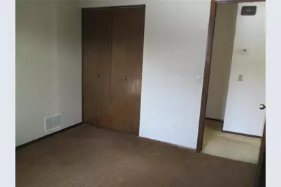 2870 Castleford Court, Saint Paul, MN 55125 - Photo 24