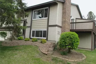 2870 Castleford Ct, Saint Paul, MN 55125 - Photo 2