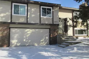 2870 Castleford Ct, Woodbury, MN 55125 - Photo 2