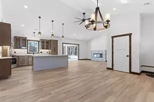 1422 Creekwood Dr, New Richmond, WI 54017 - Photo 8