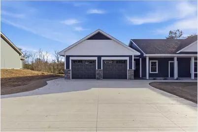 1422 Creekwood Drive, New Richmond, WI 54017 - Photo 54