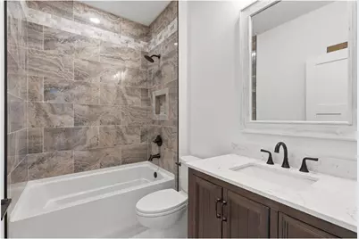 1422 Creekwood Drive, New Richmond, WI 54017 - Photo 18