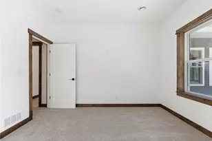 1422 Creekwood Dr, New Richmond, WI 54017 - Photo 22