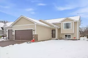 1107 Rich River Way, New Richmond, WI 54017 - Photo 2