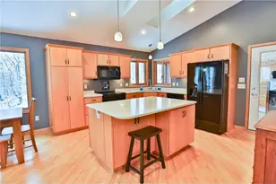 W10439 880th Ave, River Falls Township, WI 54022 - Photo 12