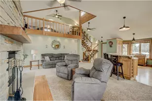 2715 Cherry Blossom Ln, Menomonie, WI 54751 - Photo 8