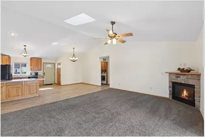 941 W Edge Place #14, New Richmond, WI 54017 - Photo 6