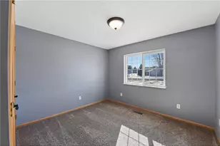 941 W Edge Pl, New Richmond, WI 54017 - Photo 14