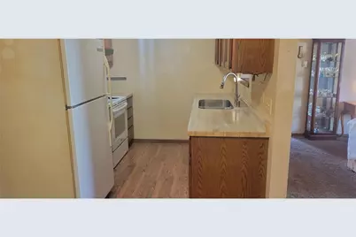 3408 Miller Street ##4, Eau Claire, WI 54701 - Photo 6