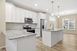 527 Morgan Dr, New Richmond, WI 54017 - Photo 8