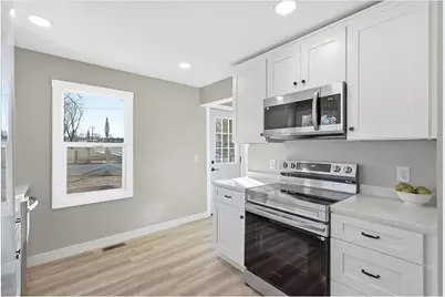 235 S Church Street, Woodville, WI 54028 - Photo 10