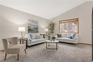 8001 Jeffery Ave, Cottage Grove, MN 55016 - Photo 6