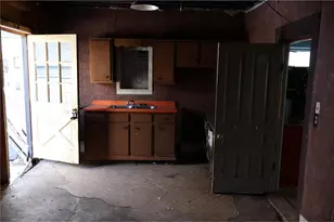 713 5th Ave, Eau Claire, WI 54703 - Photo 6